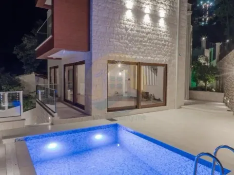 Prodaja, kuća, 285m², Reževići, Budva - image 10