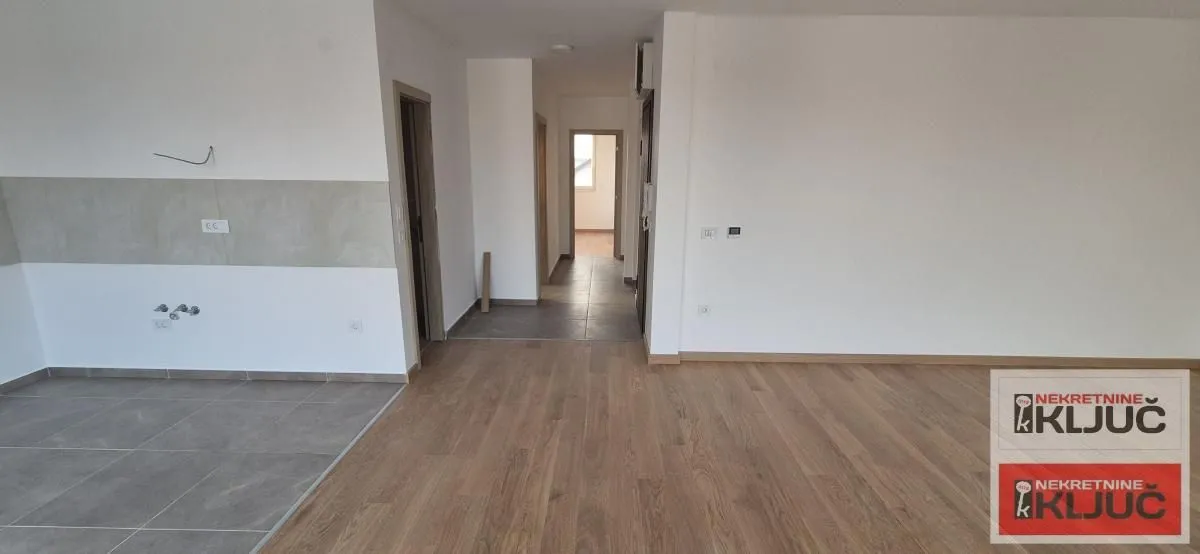 Prodaja, četvorosoban stan, 113m², Veternička rampa, Novi Sad Sve Podlokacije