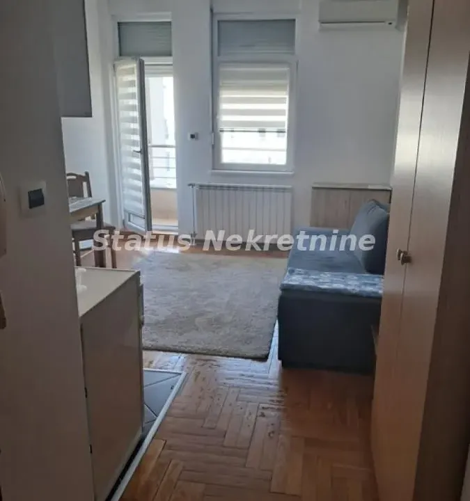 Rent, studio apartment, 25m², Centar, Novi Sad