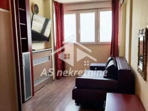 Izdavanje, četvorosoban stan, 115m², Hala Pionir, Palilula Sve Podlokacije - image 11