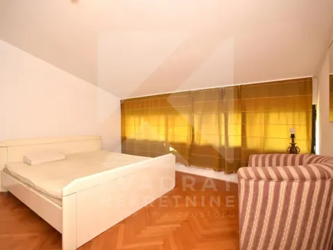 Rent, three bedroom apartment, 90m², Stari Aerodrom, Podgorica - image 5