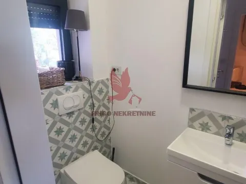 Prodaja, kuća, 234m², Granice, Mladenovac - image 19