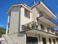 Rent, two bedroom apartment, 94m², Tivat, Crna Gora - image 10