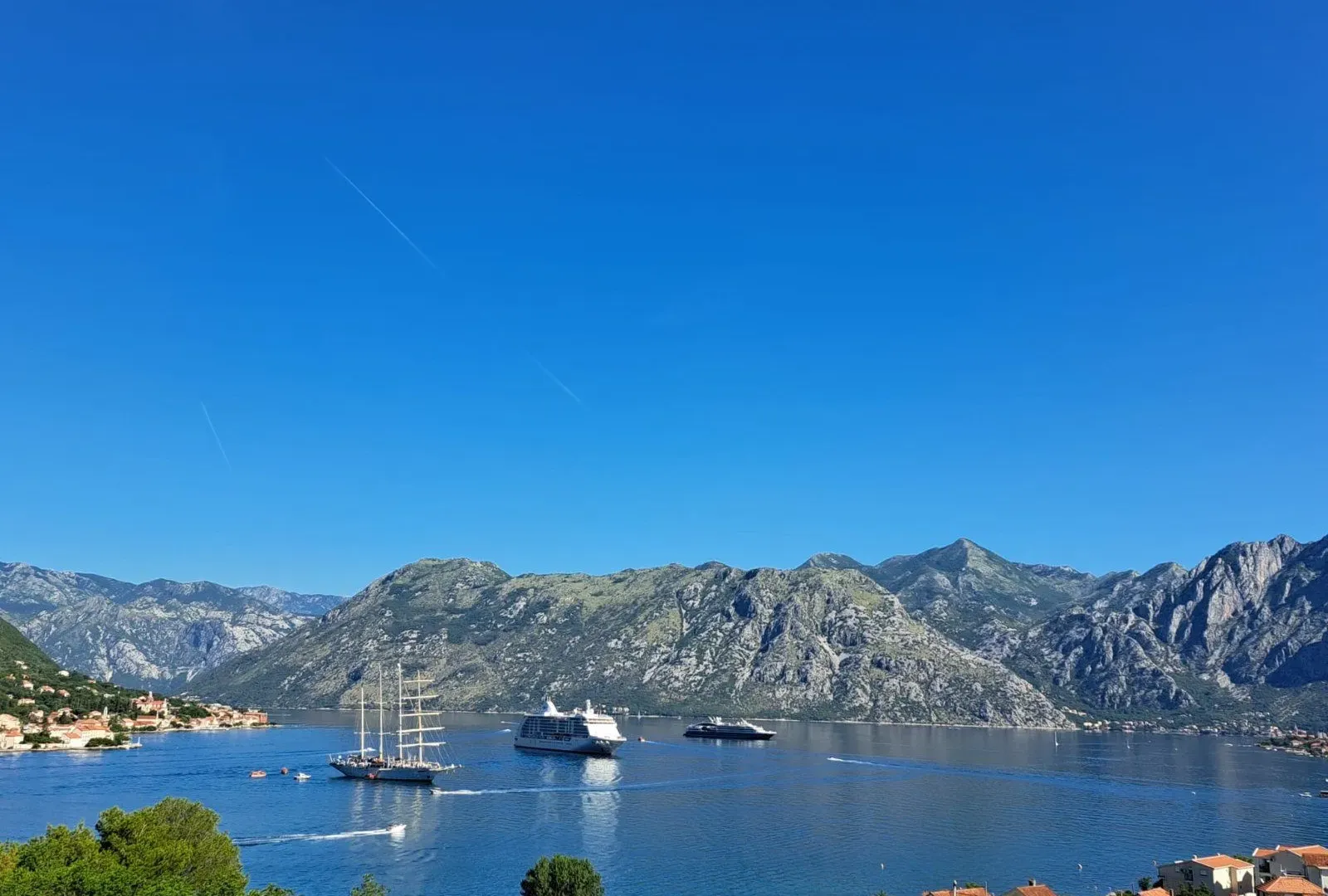 Sale, two bedroom apartment, 72m², Dobrota, Kotor