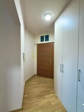 Prodaja, jednosoban stan, 50m², Centar, Podgorica - image 14