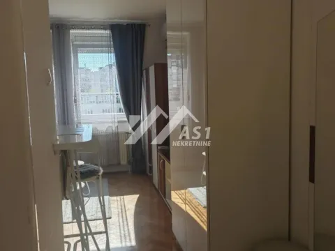 Izdavanje, stan, 22m², Rotkvarija, Novi Sad Sve Podlokacije - image 7