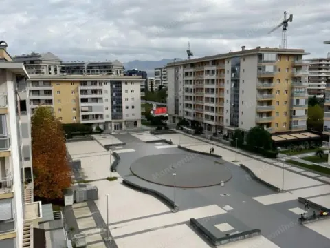 Prodaja, jednosoban stan, 51m², City Kvart, Podgorica - image 6