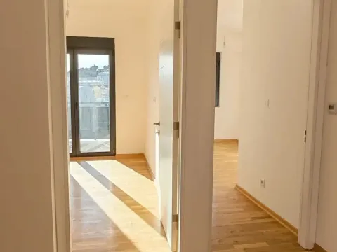 Rent, office space, 117m², Zagorič, Podgorica - image 7