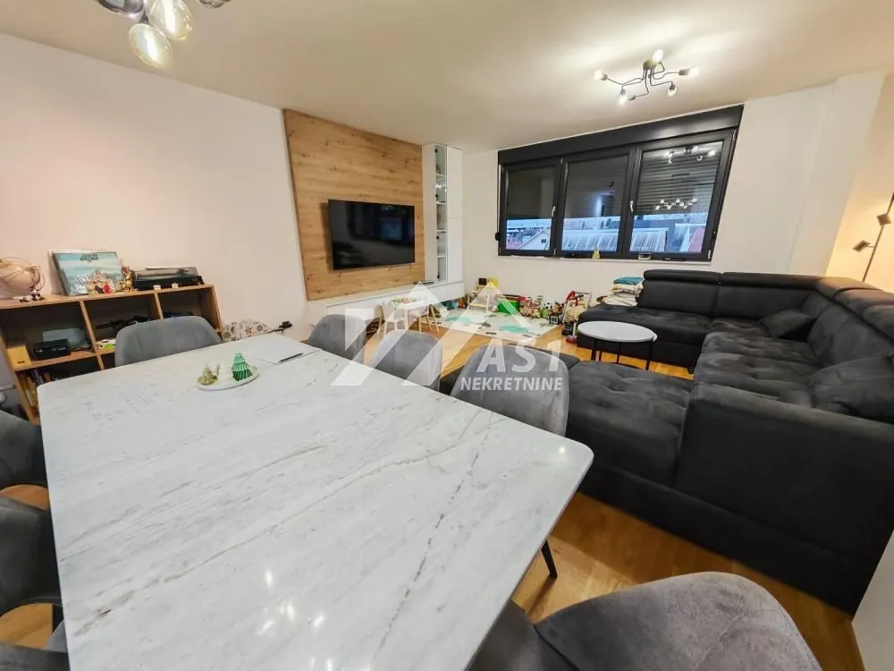 Prodaja, trosoban stan, 87m², Telep, Novi Sad Sve Podlokacije