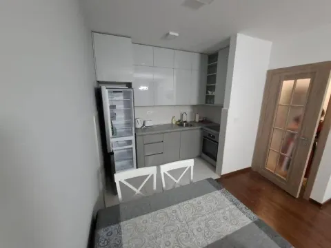 Izdavanje, jednosoban stan, 50m², Master Kvart, Podgorica - image 2