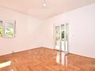 Rent, house, 200m², Botun, Podgorica - image 10