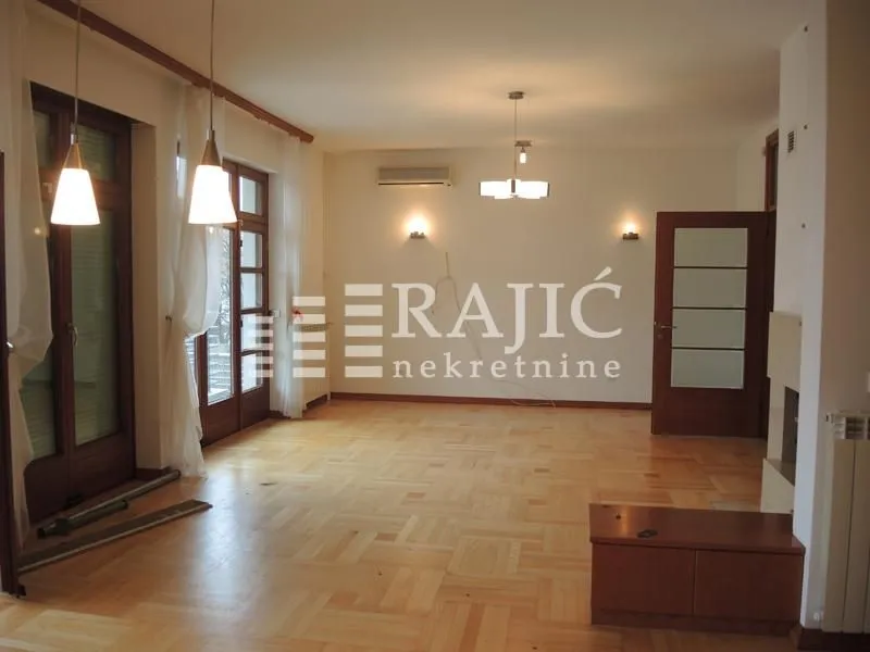 Izdavanje, kuća, 400m², Savski Venac, Beograd