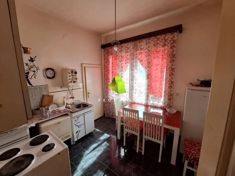 Rent, office space, 70m², Pantelej, Niš