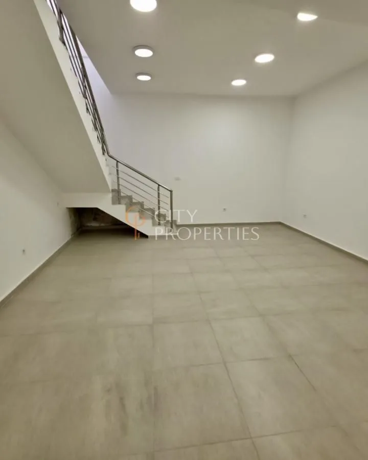 Rent, office space, 115m², Blok 9, Podgorica