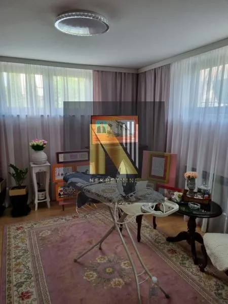Prodaja, kuća, 112m², Veternik, Novi Sad Sve Podlokacije