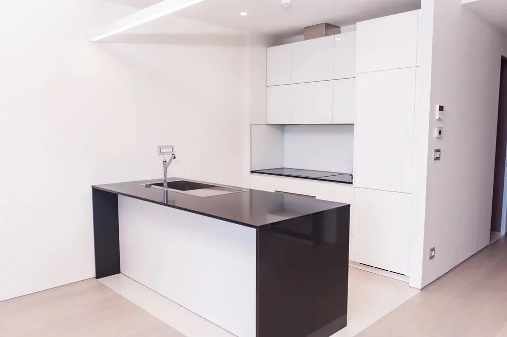 Prodaja, dvosoban stan, 286m², Zavala, Budva