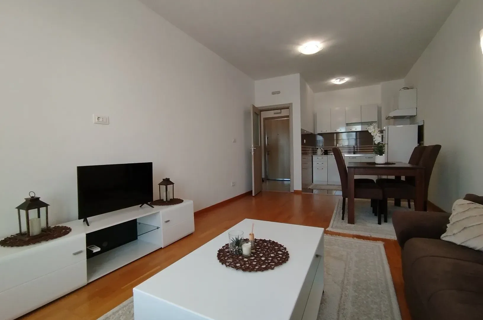 Rent, apartment, 50m², Stari Aerodrom, Podgorica