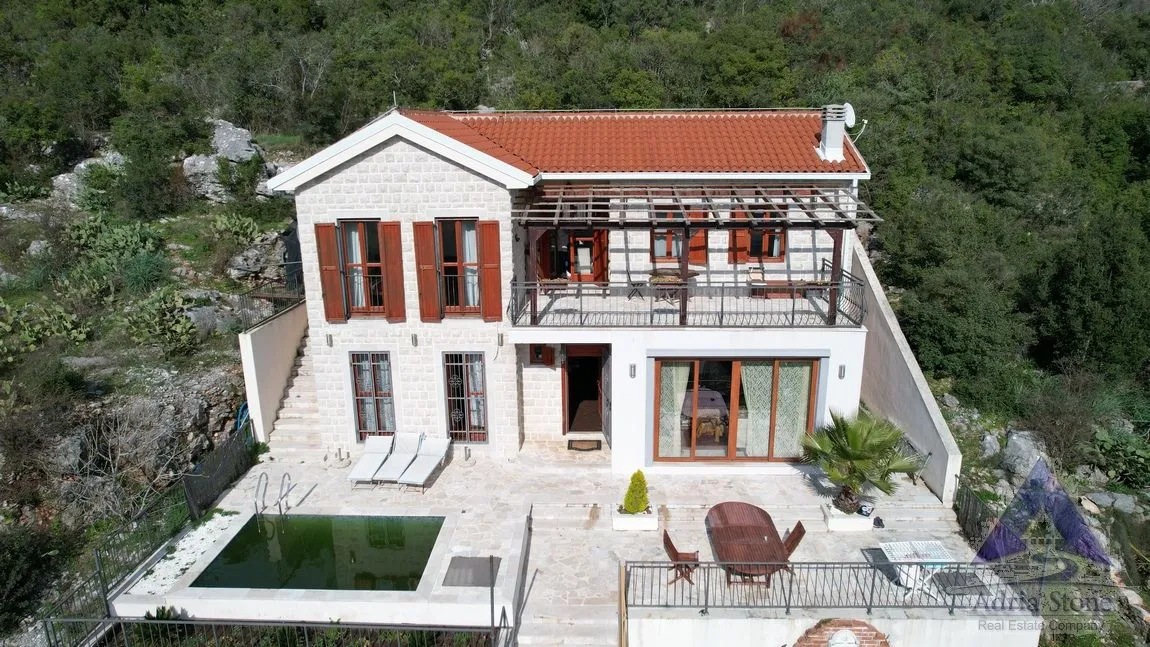 Prodaja, kuća, 162m², Zagora, Kotor