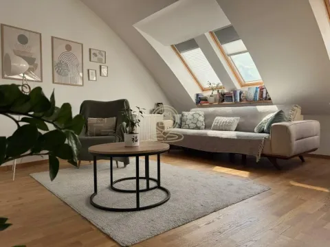 Prodaja, trosoban stan, 86m², Petrovaradin, Novi Sad - image 1