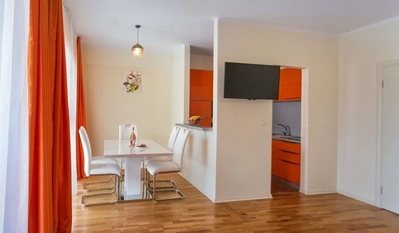 Prodaja, dvosoban stan, 71m², Zavala, Budva