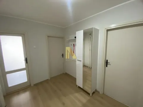 Izdavanje, trosoban stan, 72m², Grbavica, Novi Sad Sve Podlokacije - image 6