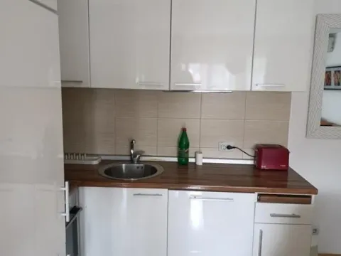 Prodaja, dvosoban stan, 61m², Tošin bunar, Novi Beograd Sve Podlokacije - image 2