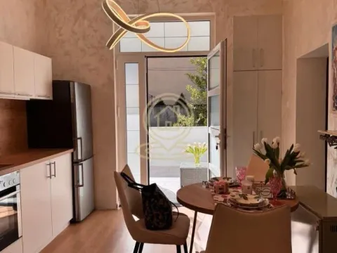 Rent, two bedroom apartment, 87m², Stari Grad, Beograd - image 4