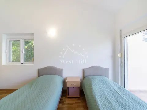 Prodaja, kuća, 199m², Lepetani, Tivat - image 21