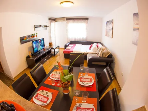 Rent, apartment, 49m², Budva, Crna Gora - image 3