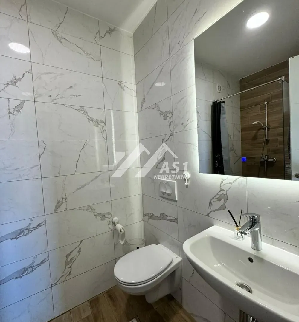 Izdavanje, dvosoban stan, 45m², Telep, Novi Sad Sve Podlokacije