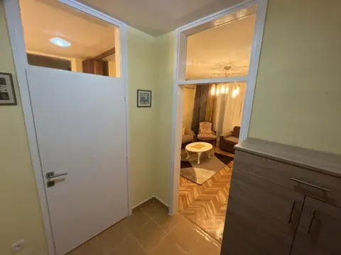 Rent, two bedroom apartment, 85m², Centar, Podgorica - image 22