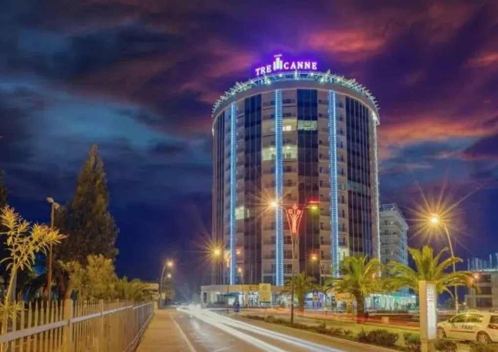 Sale, one bedroom apartment, 64m², Tree cane, Budva