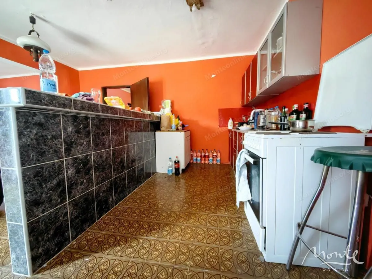 Prodaja, kuća, 180m², Trebešin, Herceg Novi