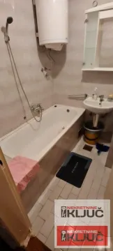 Izdavanje, dvosoban stan, 45m², Bulevar Oslobodjenja, Novi Sad Sve Podlokacije - image 10