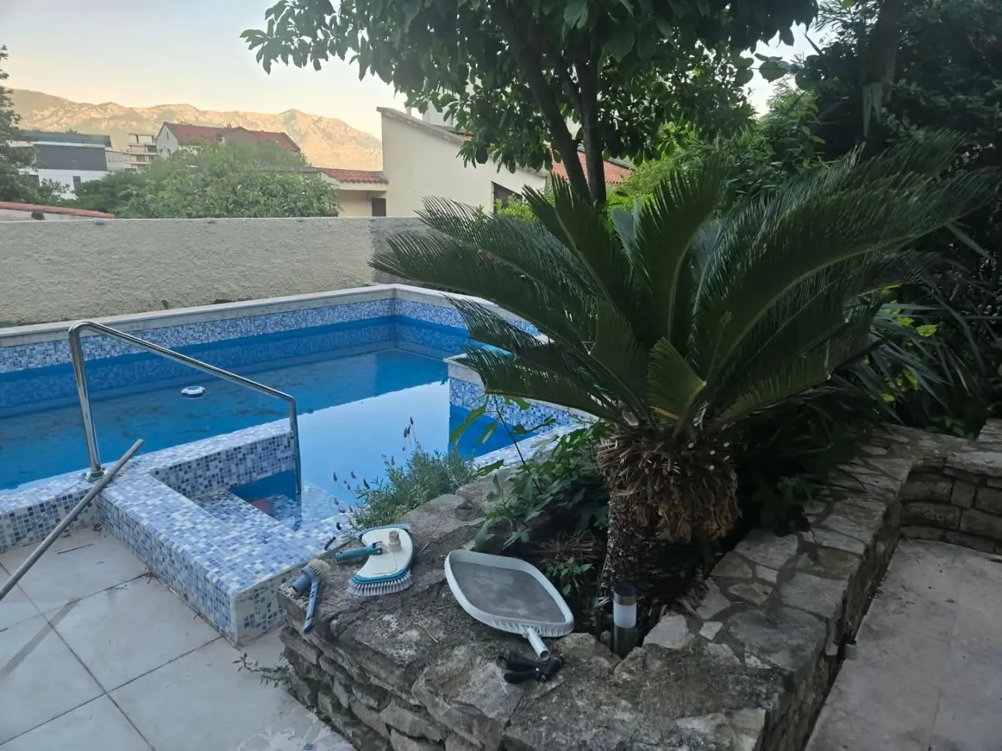 Rent, house, 300m², Babin Do, Budva
