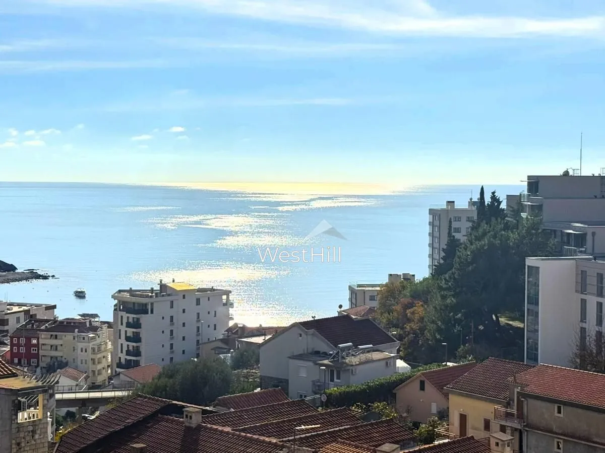 Prodaja, trosoban stan, 104m², Bečići, Budva