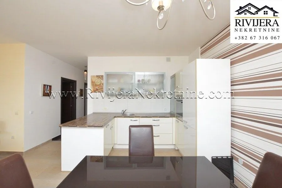 Prodaja, trosoban stan, 102m², Kumbor, Herceg Novi