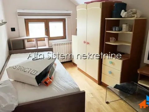 Izdavanje, četvorosoban stan, 120m², Neimar, Vračar Sve Podlokacije - image 12