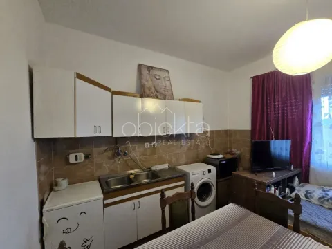 Prodaja, stan, 34m², Tivat, Crna Gora - image 4