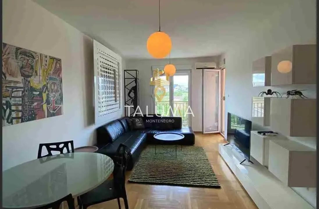 Izdavanje, dvosoban stan, 65m², Preko Morače, Podgorica