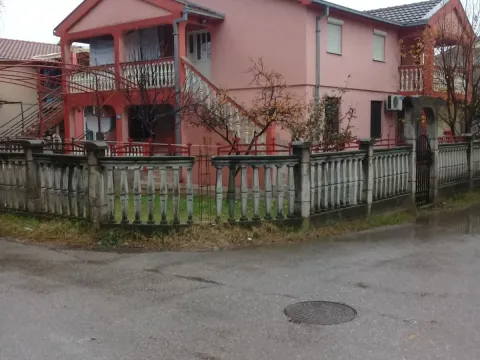 Prodaja, kuća, 324m², Podgorica, Crna Gora - image 7