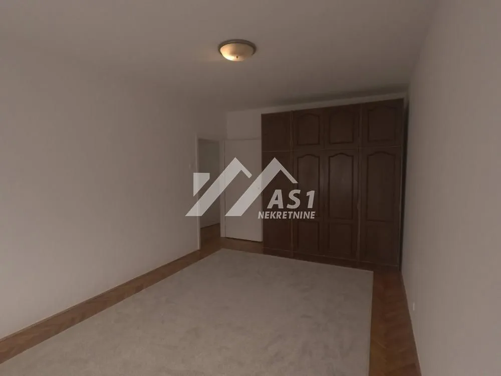 Rent, two bedroom apartment, 65m², Bulevar Oslobodjenja, Novi Sad Sve Podlokacije