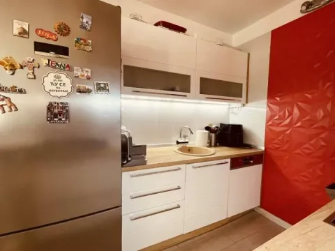 Rent, three bedroom apartment, 140m², Cerak, Beograd - image 10