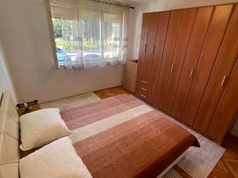 Izdavanje, dvosoban stan, 52m², Centar, Bar - image 7