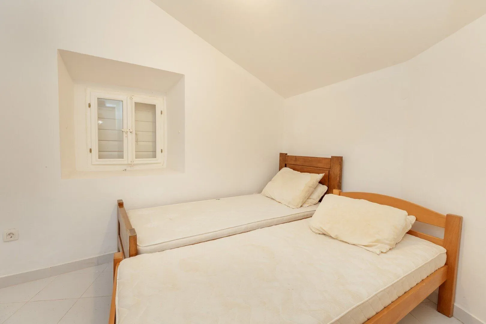 Sale, house, 176m², Kotor, Crna Gora