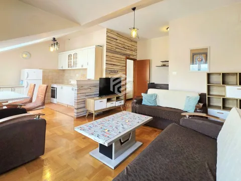 Izdavanje, jednosoban stan, 56m², Stari Aerodrom, Podgorica - image 2