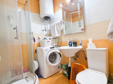 Prodaja, dvosoban stan, 60m², Pejton, Podgorica - image 5