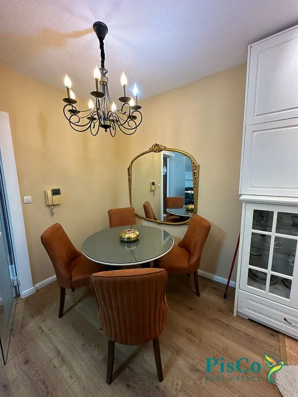Prodaja, trosoban stan, 90m², Stari Aerodrom, Podgorica