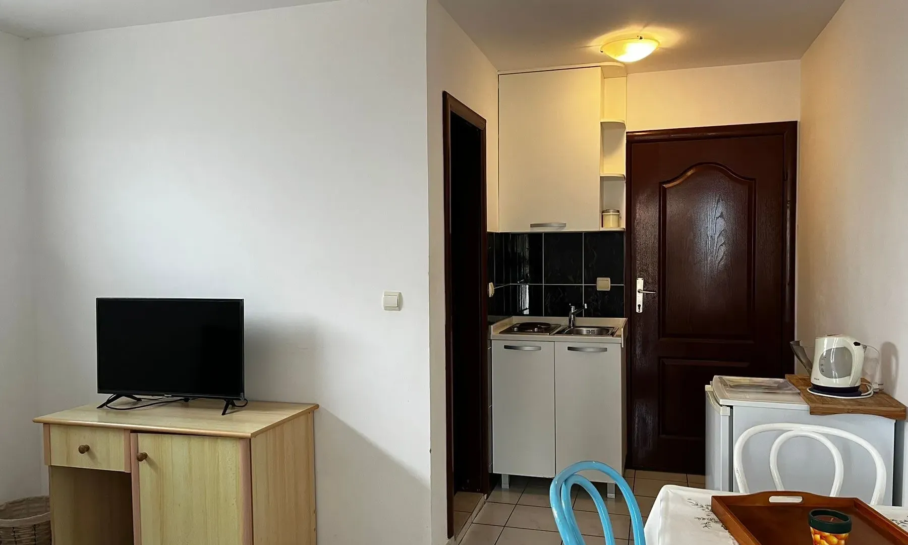 Izdavanje, jednosoban stan, 55m², Rafailovići, Budva