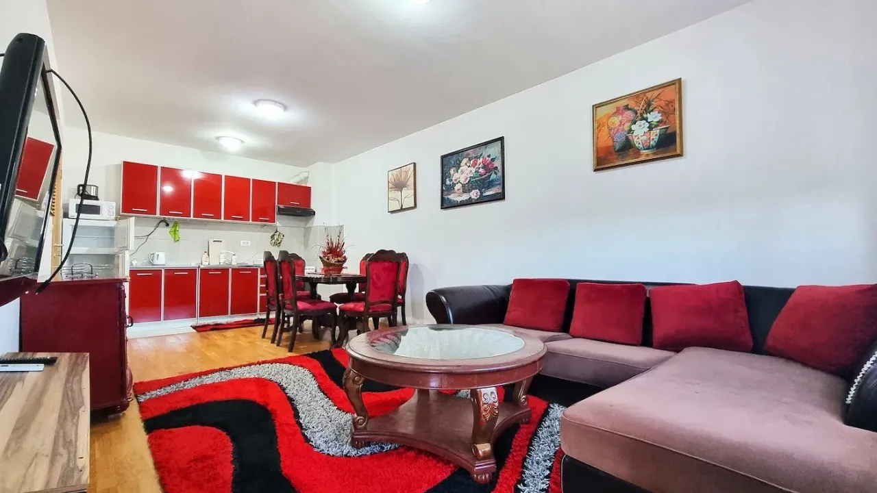 Rent, apartment, 69m², Stari Aerodrom, Podgorica